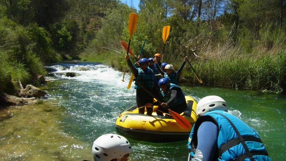 Descenso de rafting en las Hoces del Cabriel