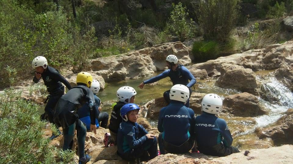 Preparación del descenso de rafting